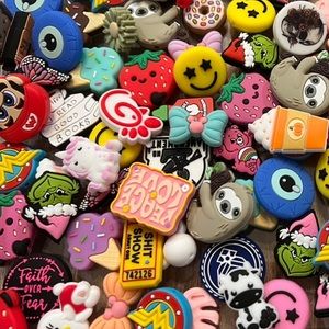 MYSTERY SILICONE FOCAL SCOOP BEADS PACK